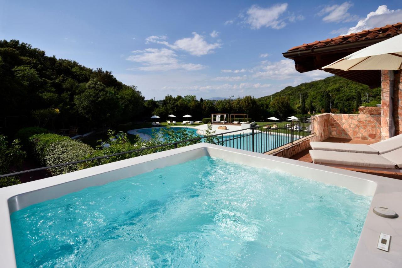 Junior Suite con Vista Piscina