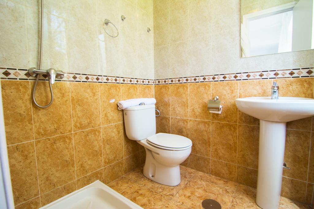 Quarto Individual com Banheiro Privativo