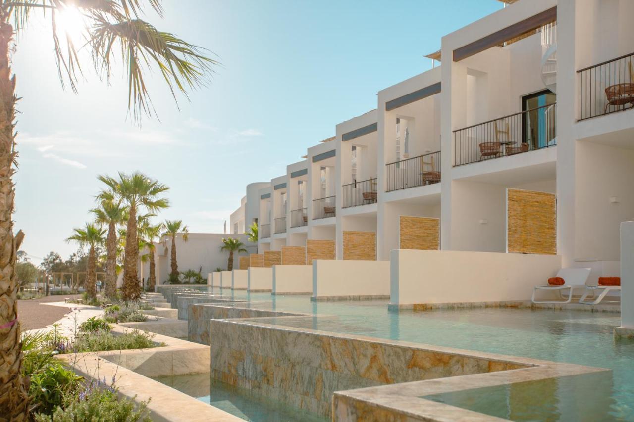 Signature Level - Junior Suite Swim Up