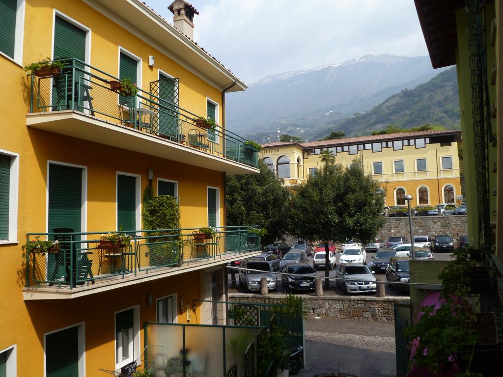 Camera Matrimoniale/Doppia con Letti Singoli con Balcone