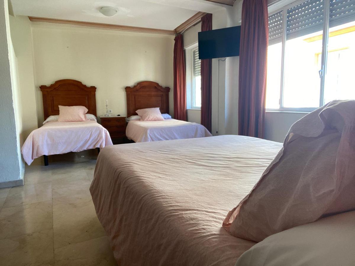 Triple Room with A/C,1253090602:JPEG