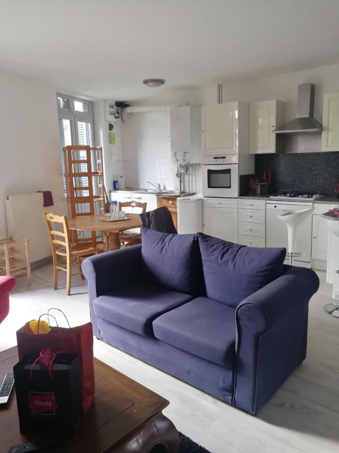 Appartement avec Salle de Bains Commune