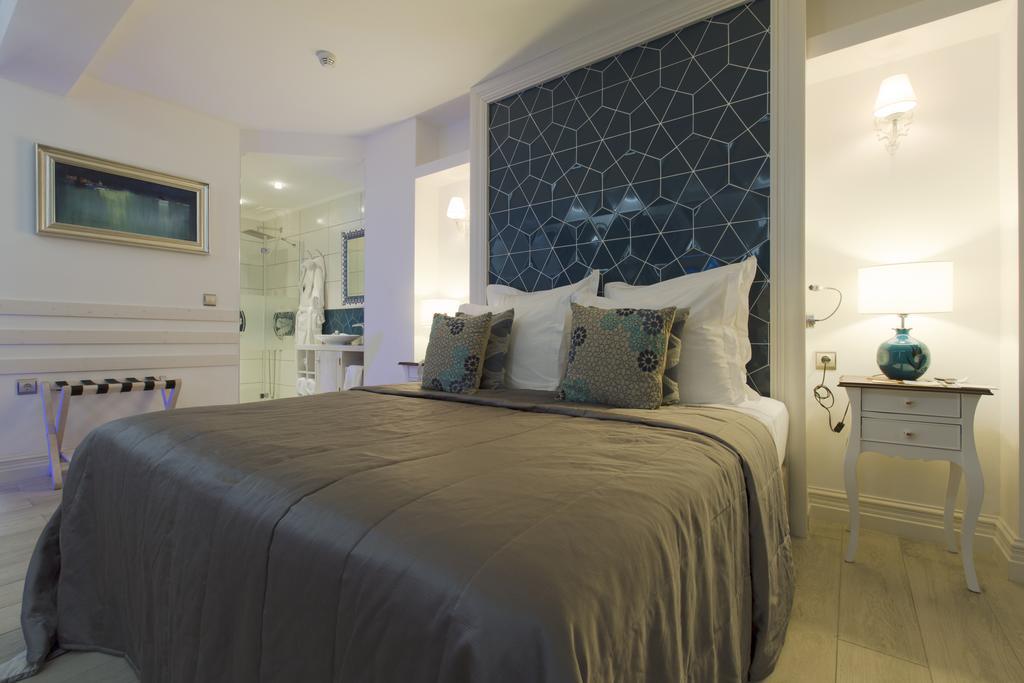 Deluxe Zimmer mit Kingsize-Bett