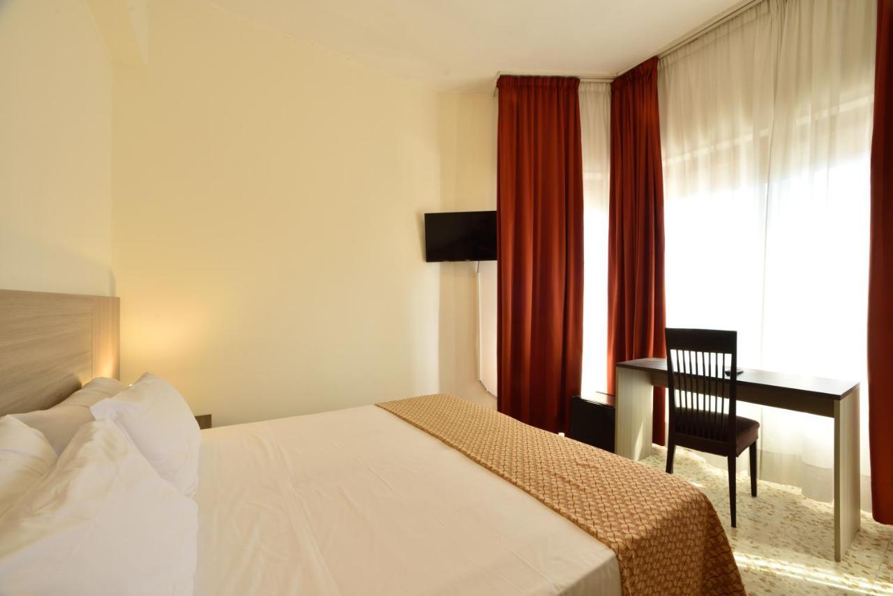 Deluxe Doppel-/Zweibettzimmer