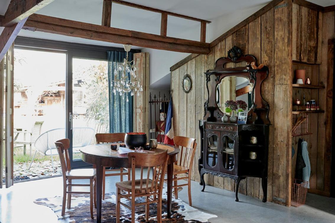 Appartement met Uitzicht op het Zwembad