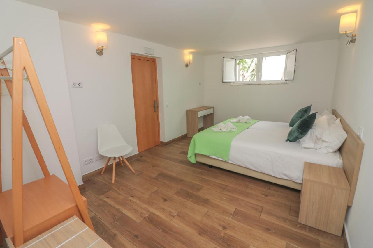 Petite Chambre Lits Jumeaux