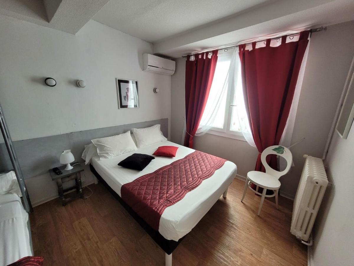 Chambre Quadruple (2 Adultes + 2 Enfants)