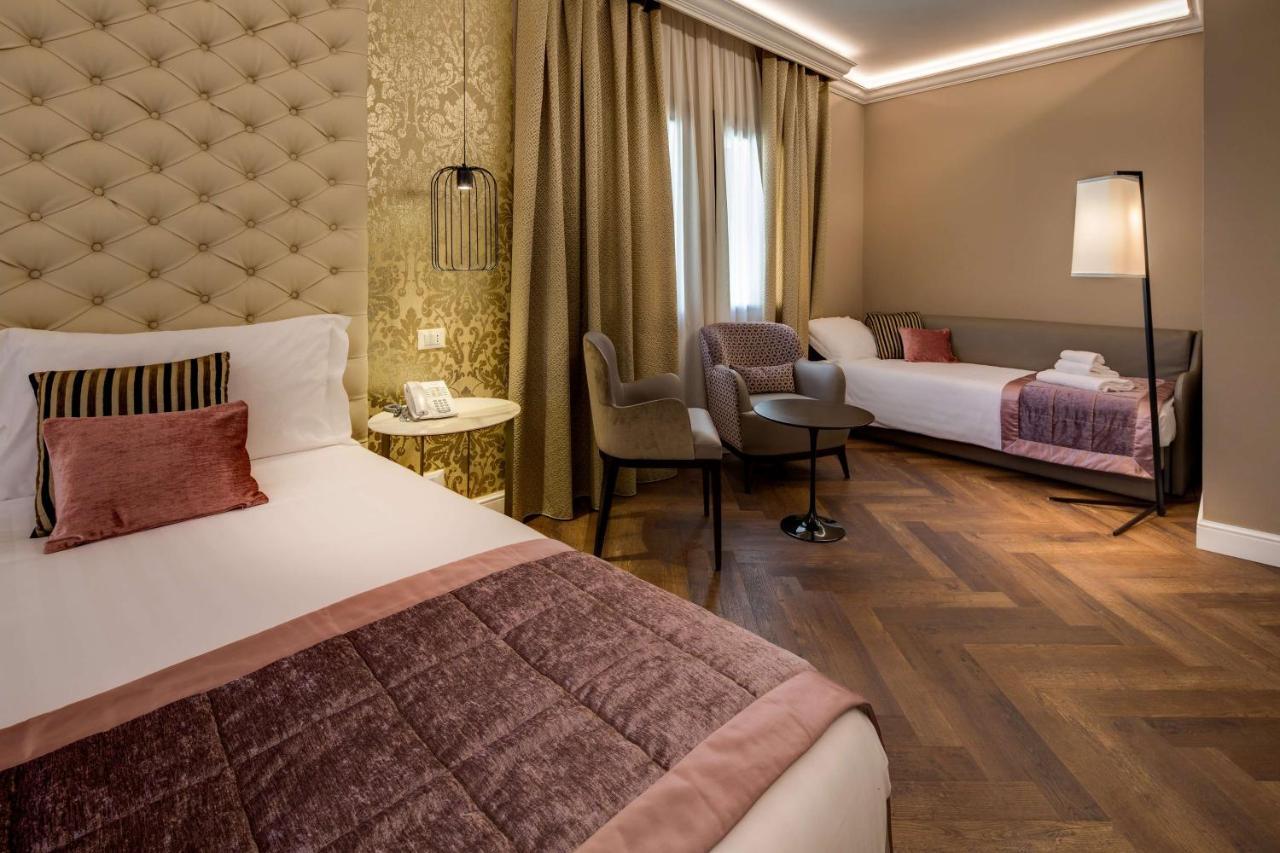 Deluxe mit Schlafsofa