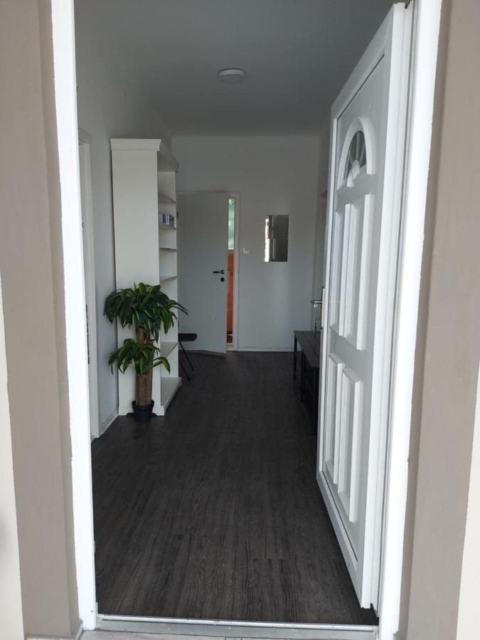 Appartamento con 3 Camere da Letto e Terrazza