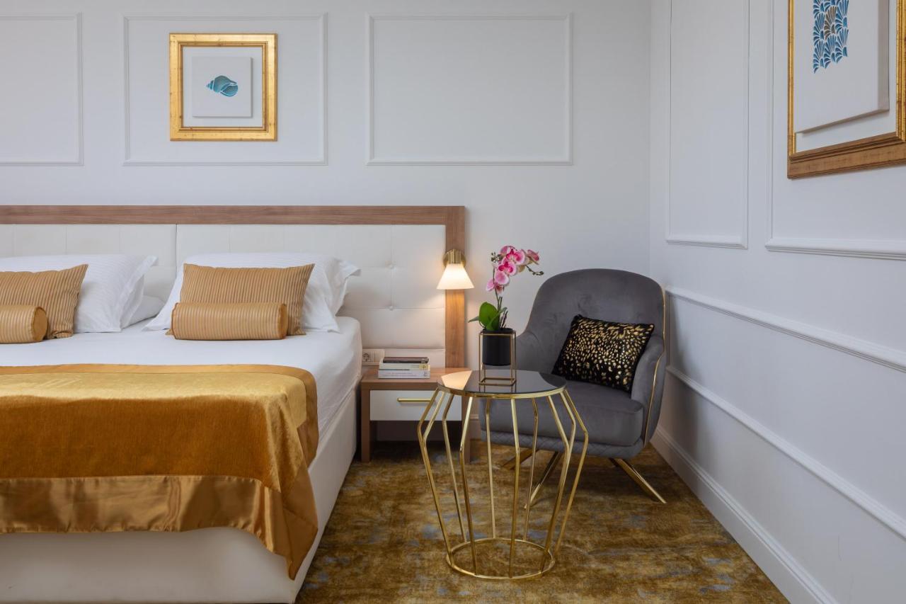 Chambre Confort Double ou Lits Jumeaux avec Vue sur la Ville