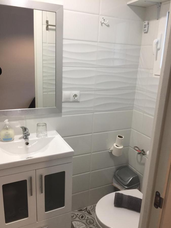 Deluxe Single Room,1263994588:JPEG