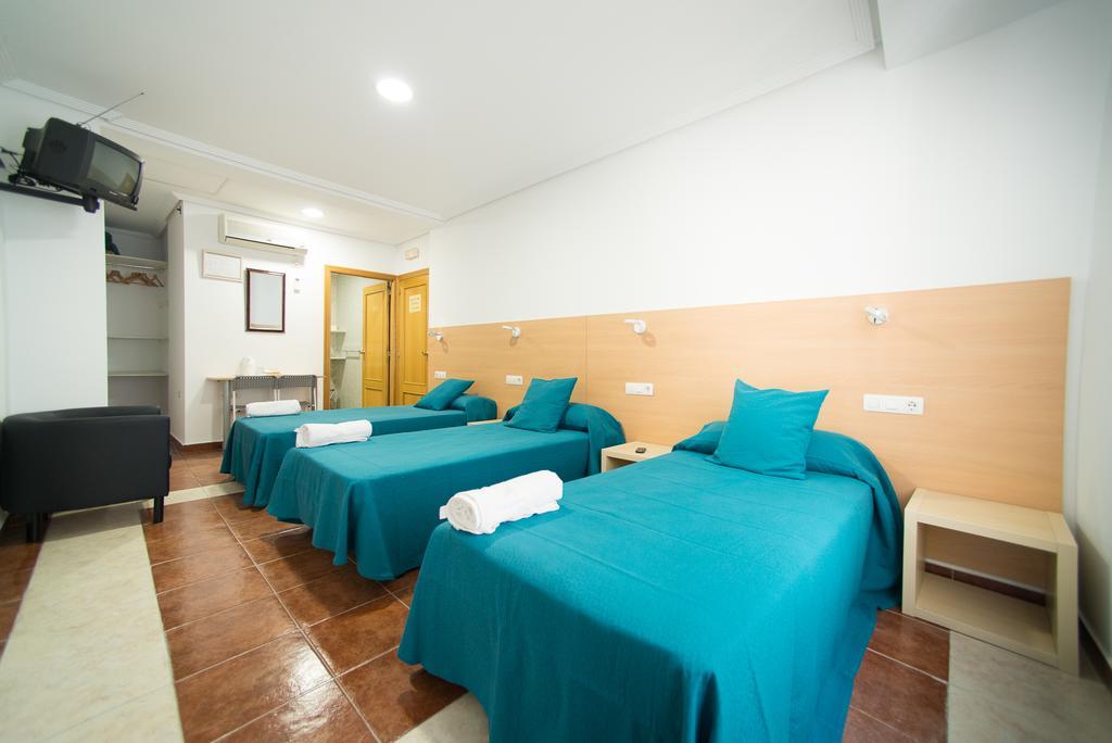 Triple Room (3 Adults),126448701:JPEG