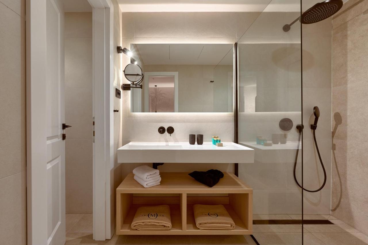 Premium Doppel- oder Zweibettzimmer mit Balkon und Meerblick
