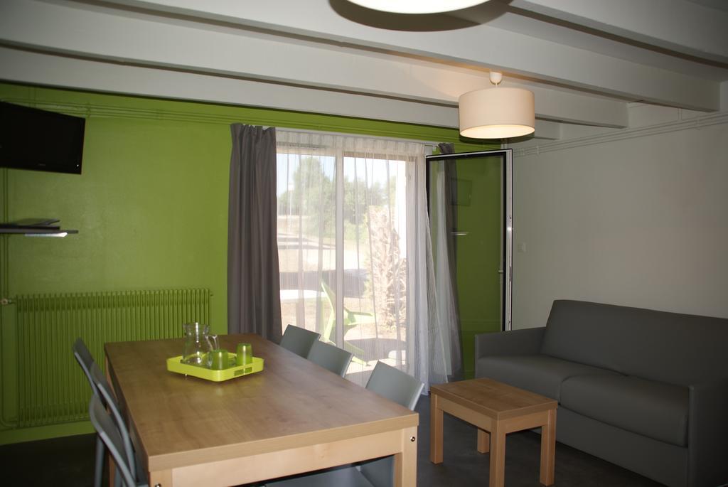 Maison de Vacances 1 Chambre (5 Adultes)