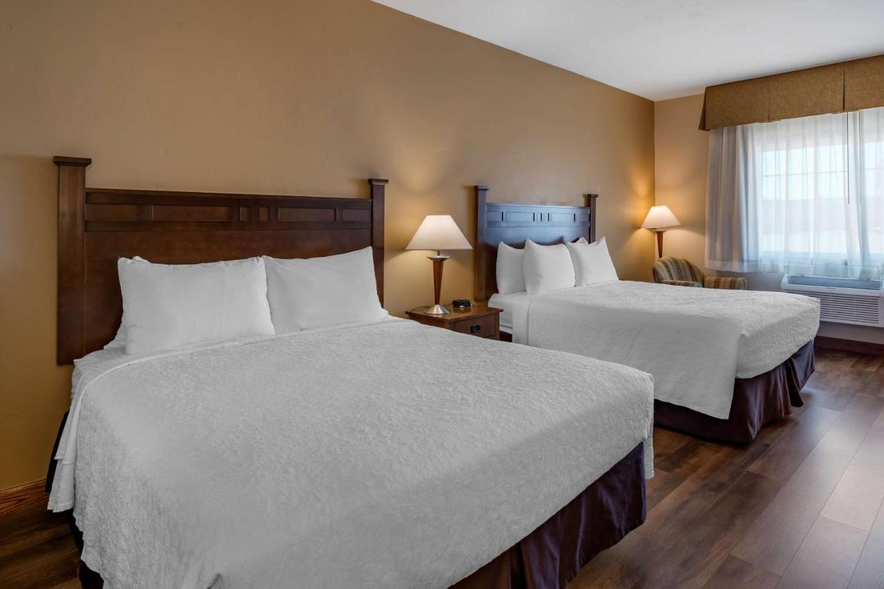 Queen Room with Two Queen Beds