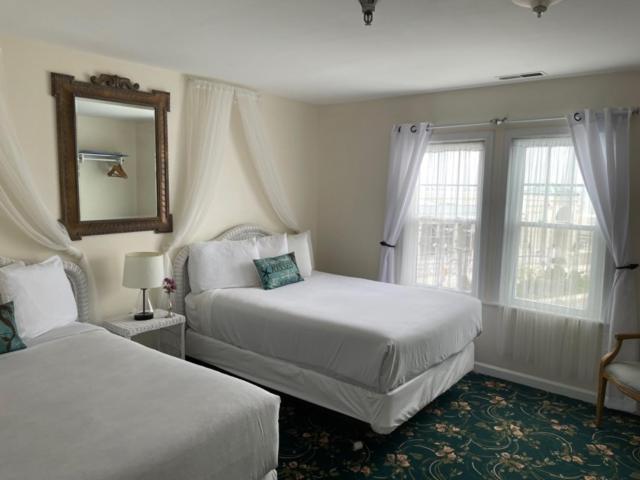 Double Room with Two Double Beds - Non-Smoking,1271683813:JPEG