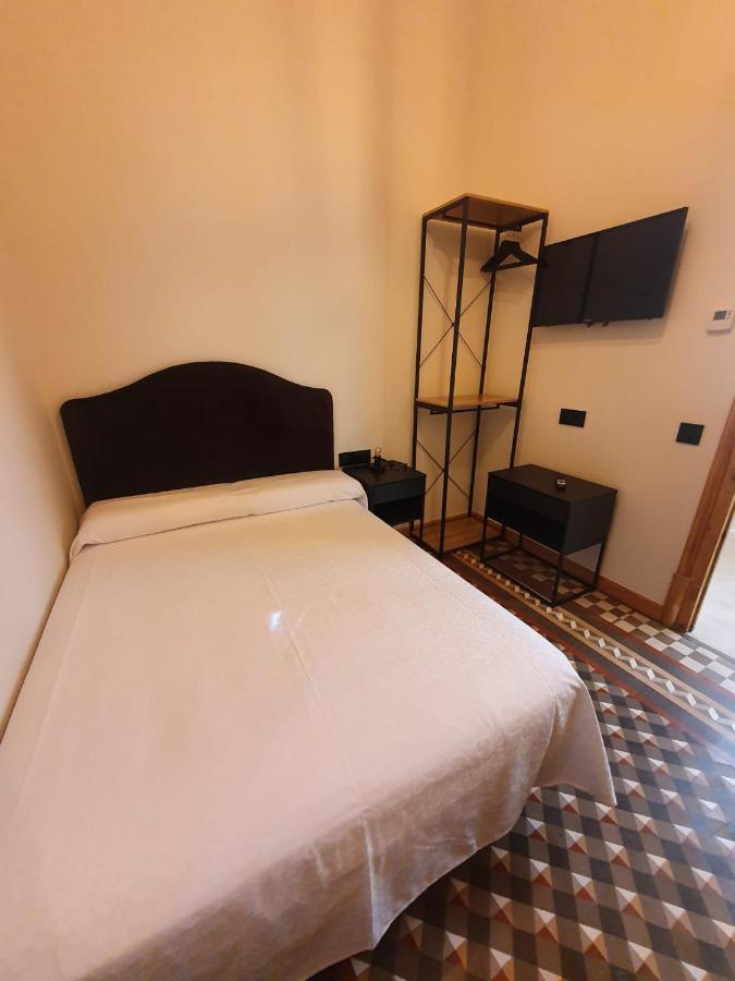 Chambre Simple Standard avec Salle de Bains Commune