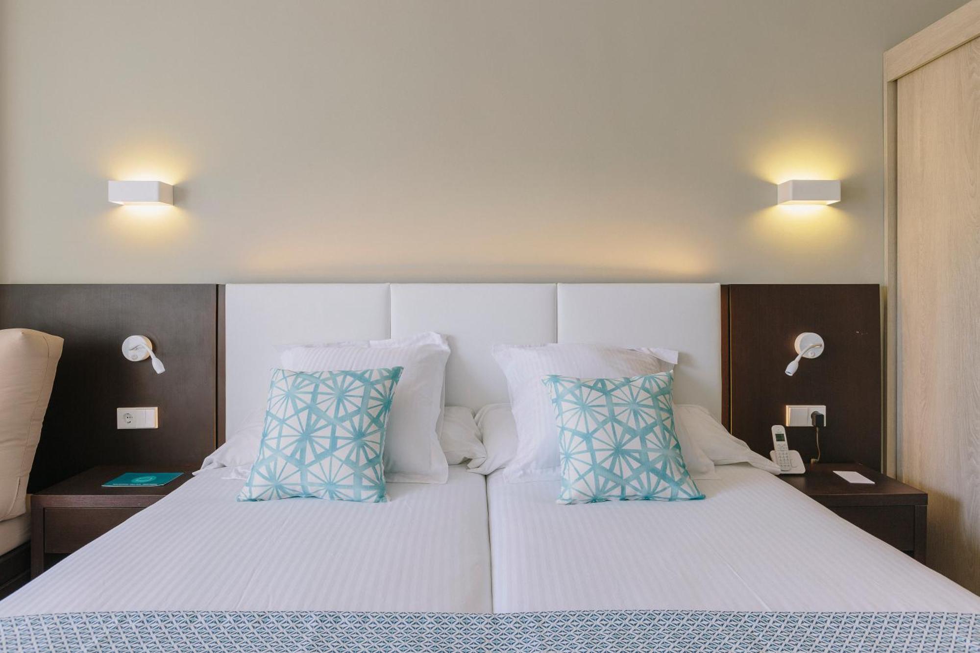 Quarto Duplo (2 Adultos)