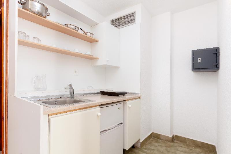 Estudio con vistas al mar (2 adultos)