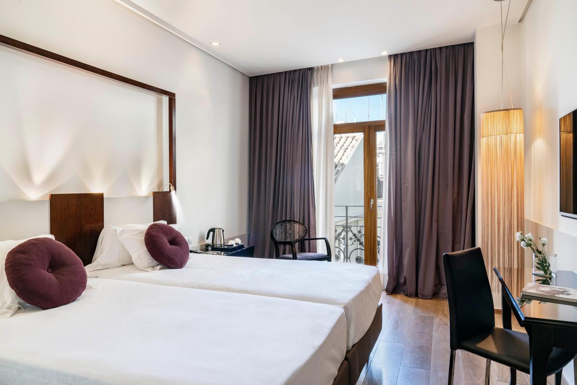 Vincci Room with Extra Bed,1272831754:JPEG