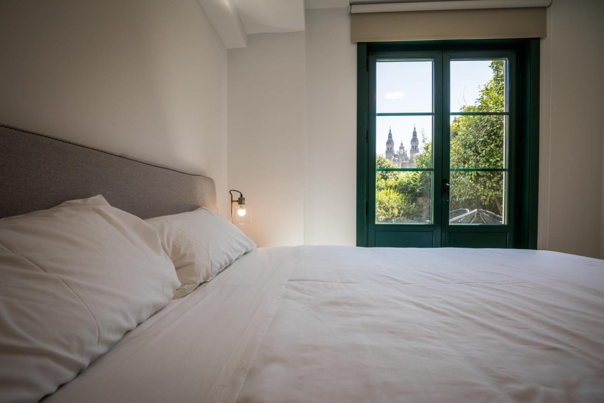 Double or Twin Room with City View