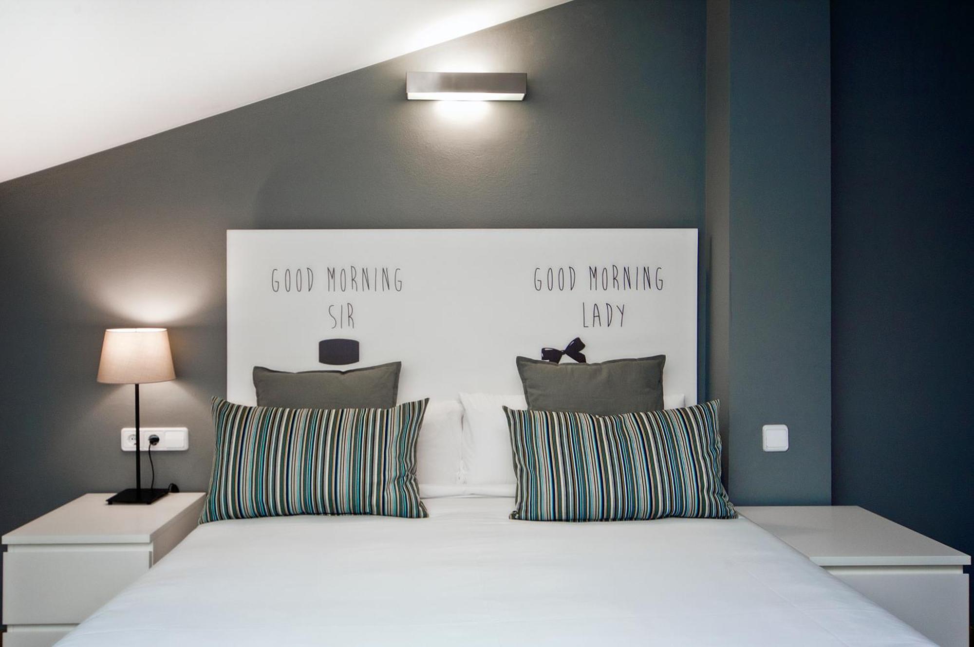 Standard Queen Room,1273168444:JPEG
