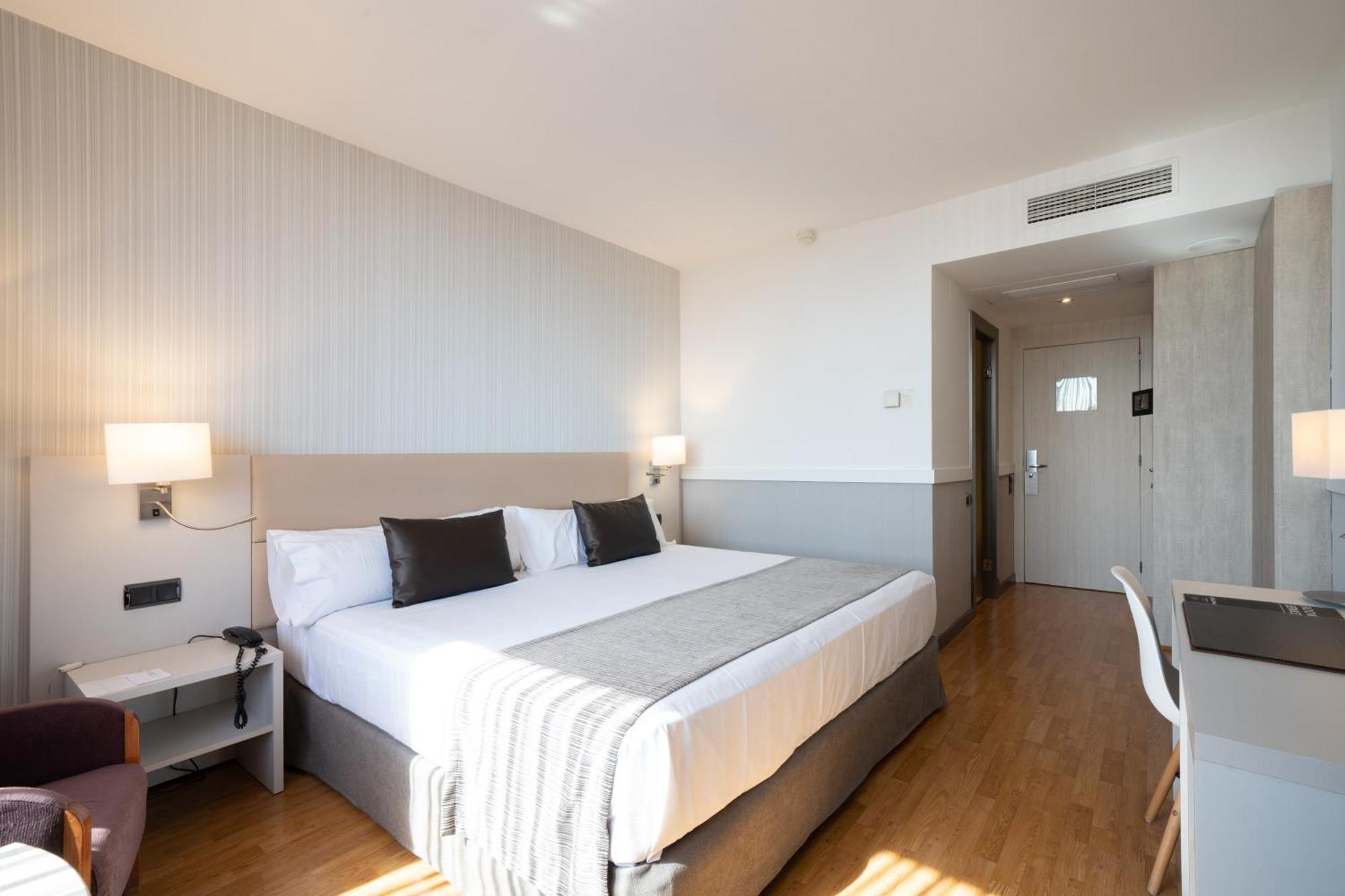 Double or Twin Room,1578366368:JPEG