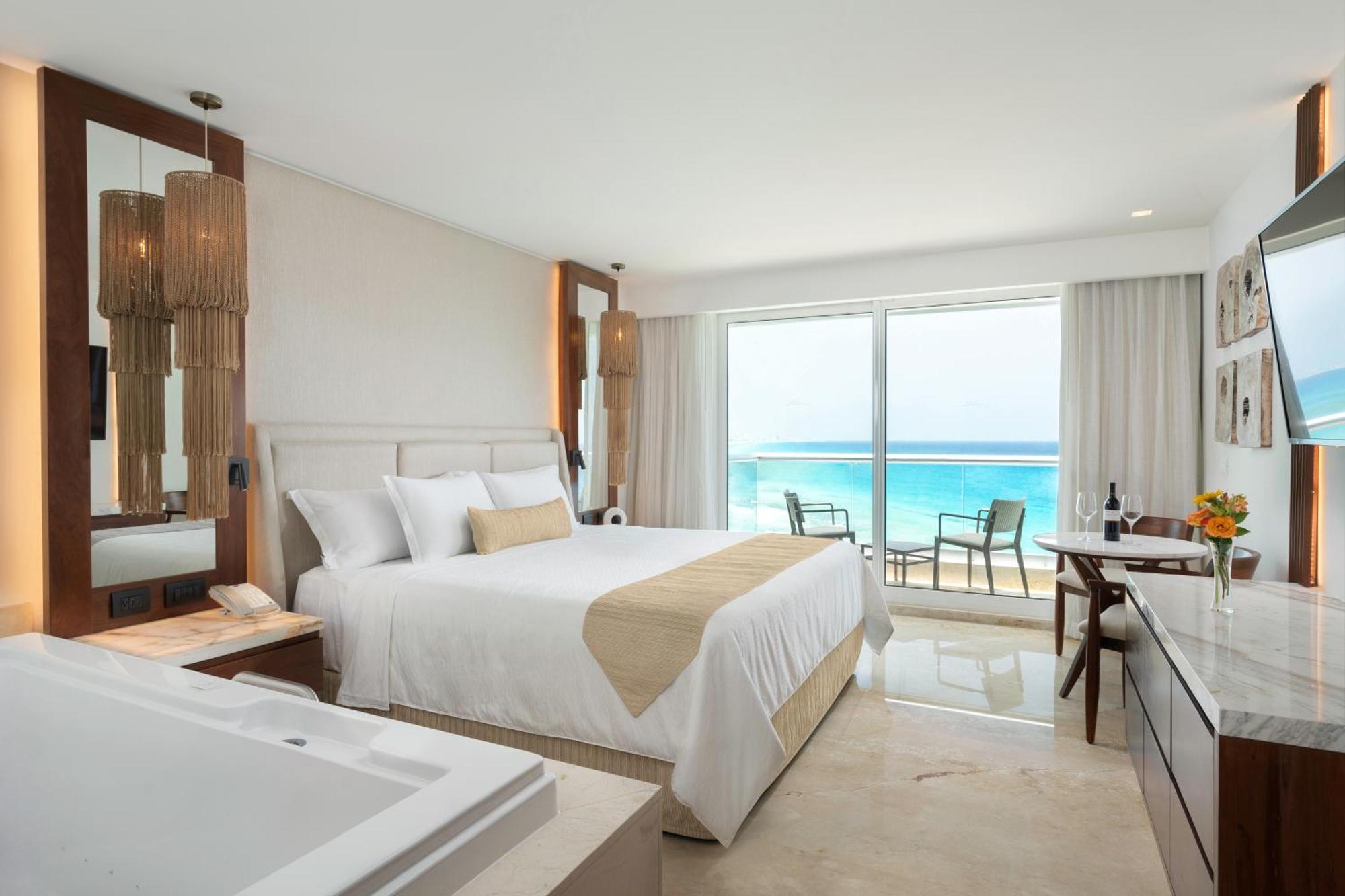 Superior Deluxe Ocean View - King Size Bed
