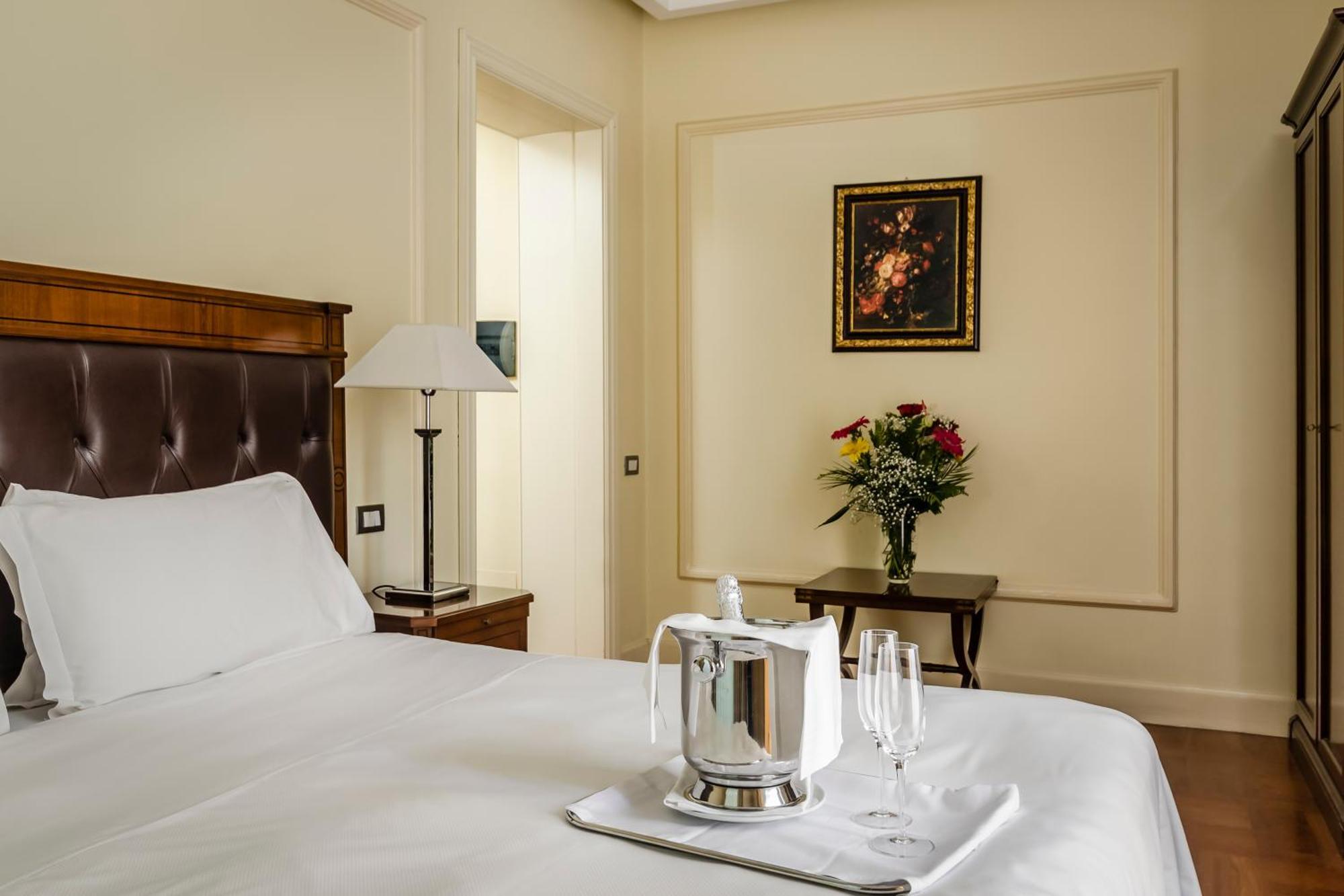 Junior Suite,1274776486:JPEG