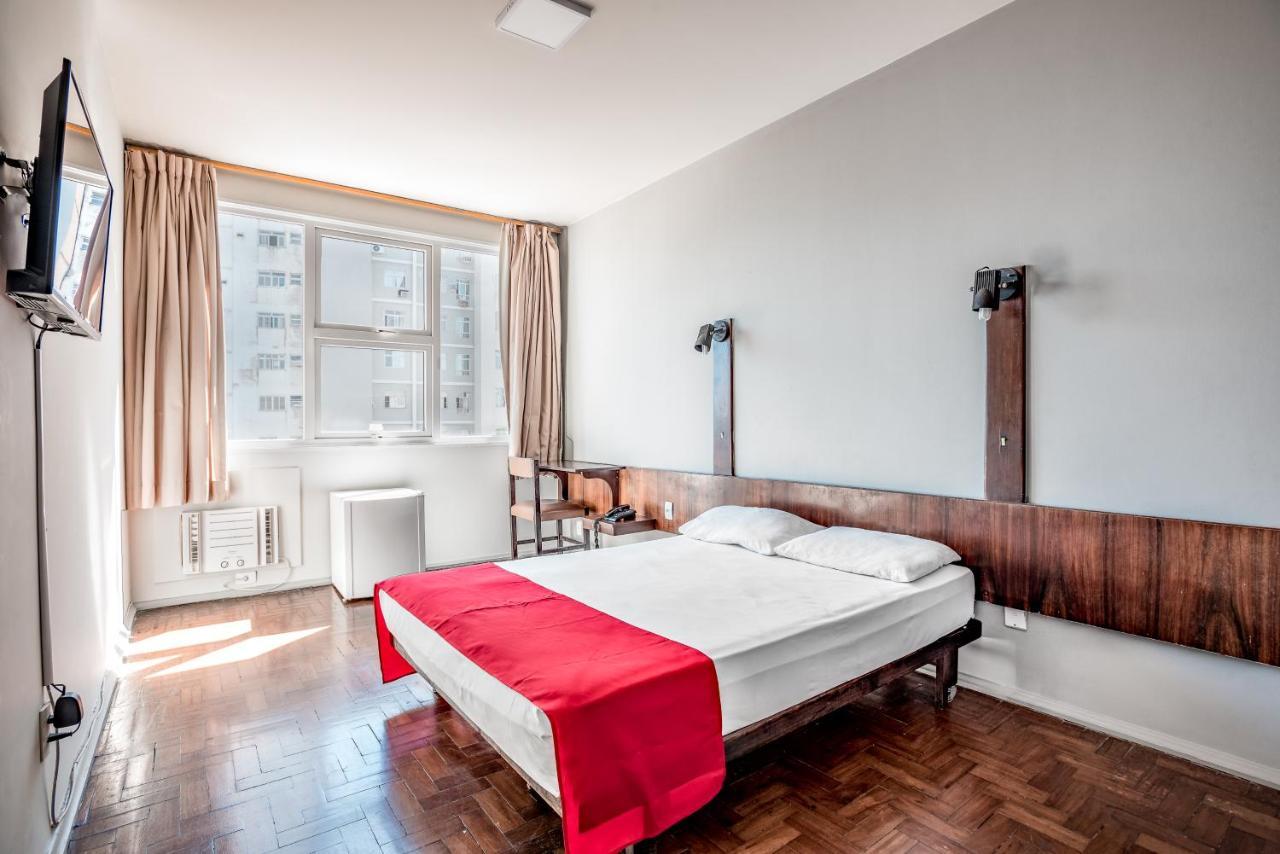 Quarto Duplo