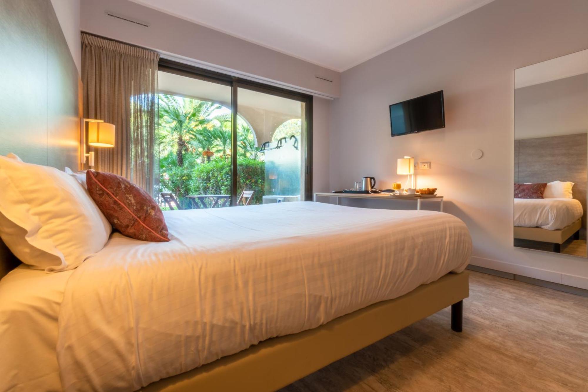 Chambre Double avec Petit Jardin Privé