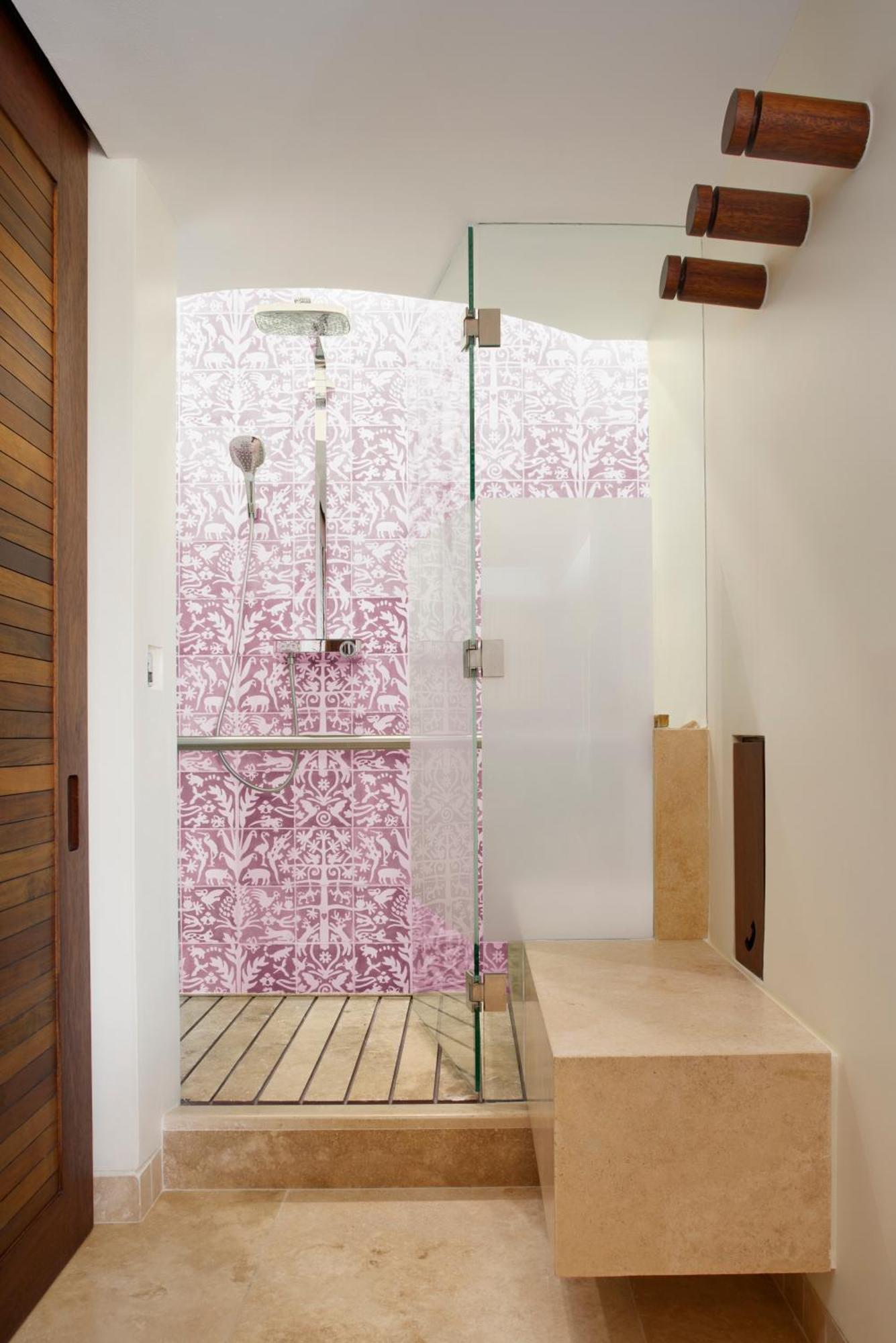 Suite con bañera de hidromasaje - Cama extragrande