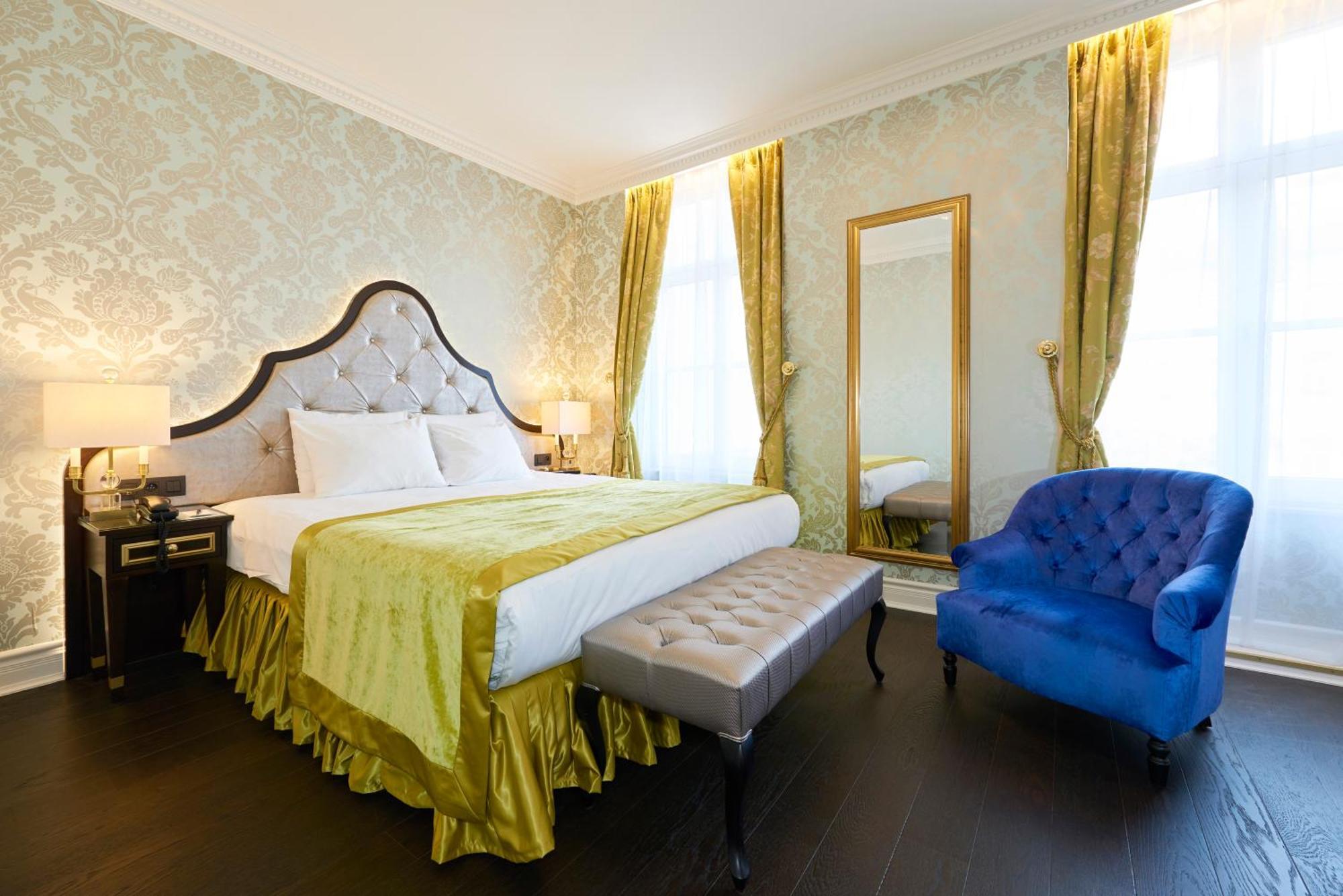 Classic Double Room
