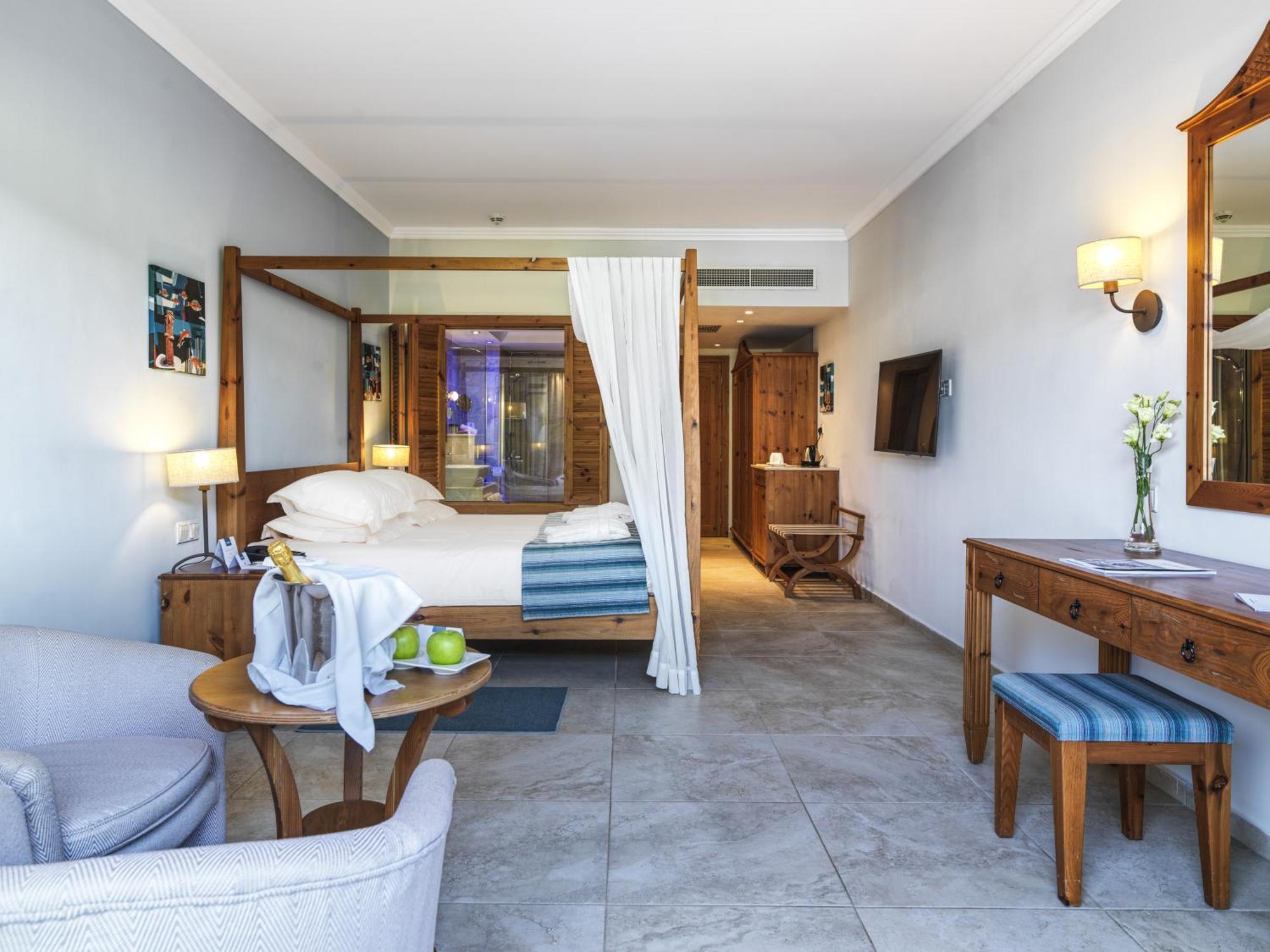 Fisherman Junior Suite with Private Terrace (18+ years old),1210019332:JPEG