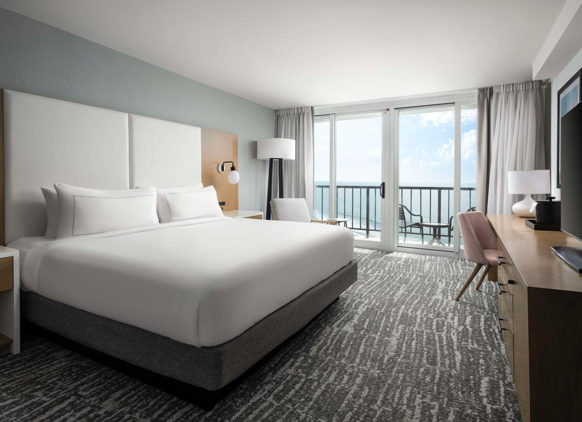 One-Bedroom King Suite