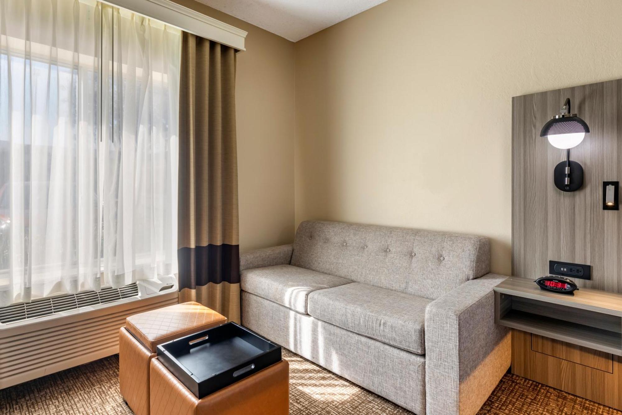 Junior Suite met Kingsize Bed en Slaapbank - Rookvrij