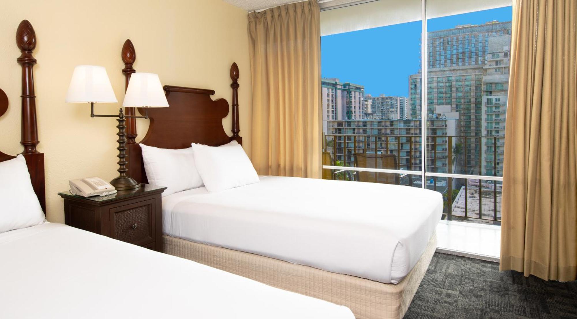 Alojamiento con 2 camas dobles, cocina y vistas al cielo