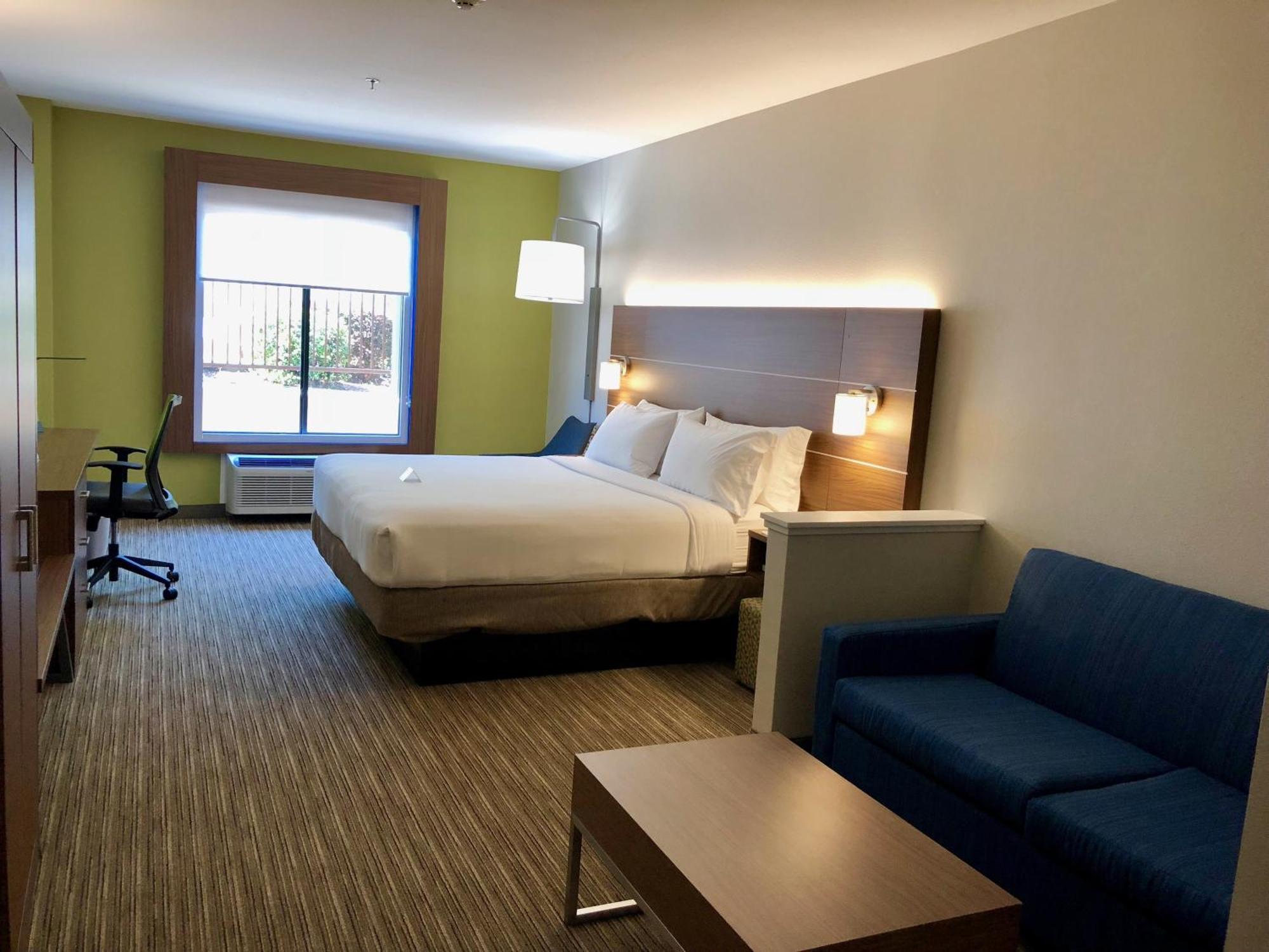 King Suite with Sofa Bed