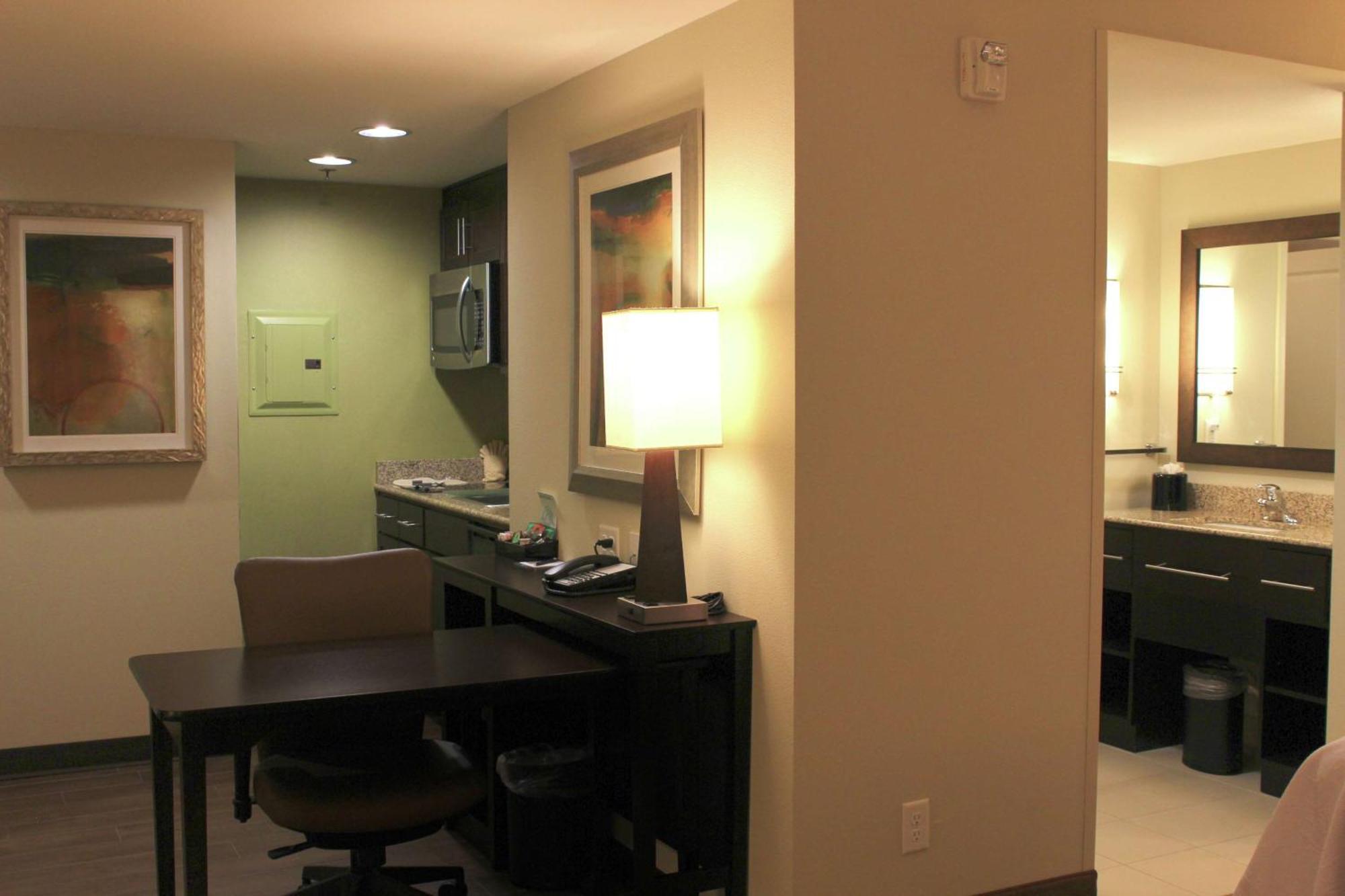 King Studio Suite - Hearing Access/Non-Smoking
