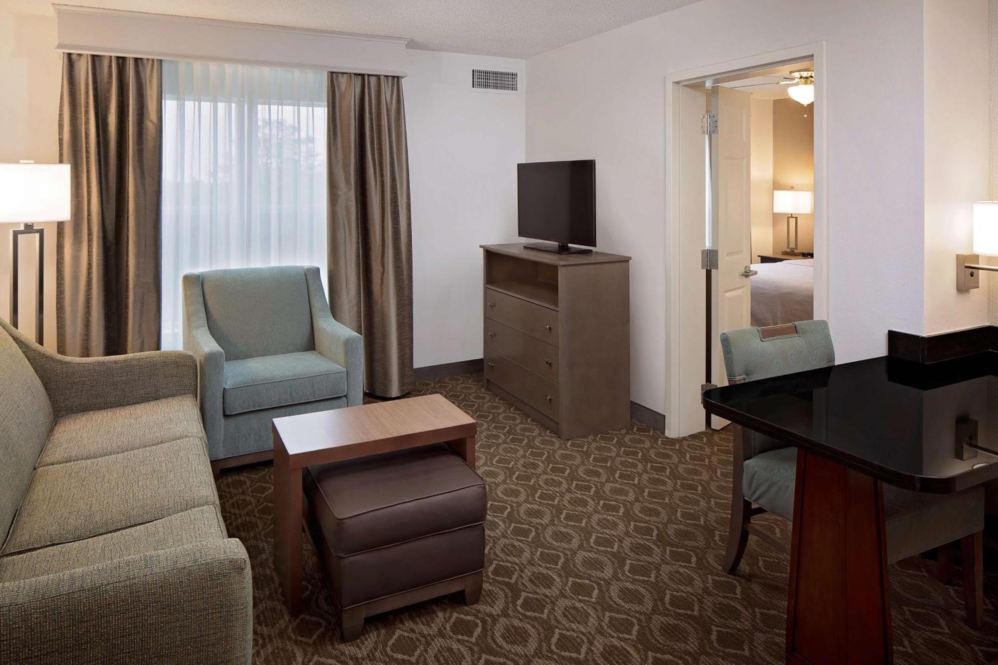 Non-Smoking Double Suite