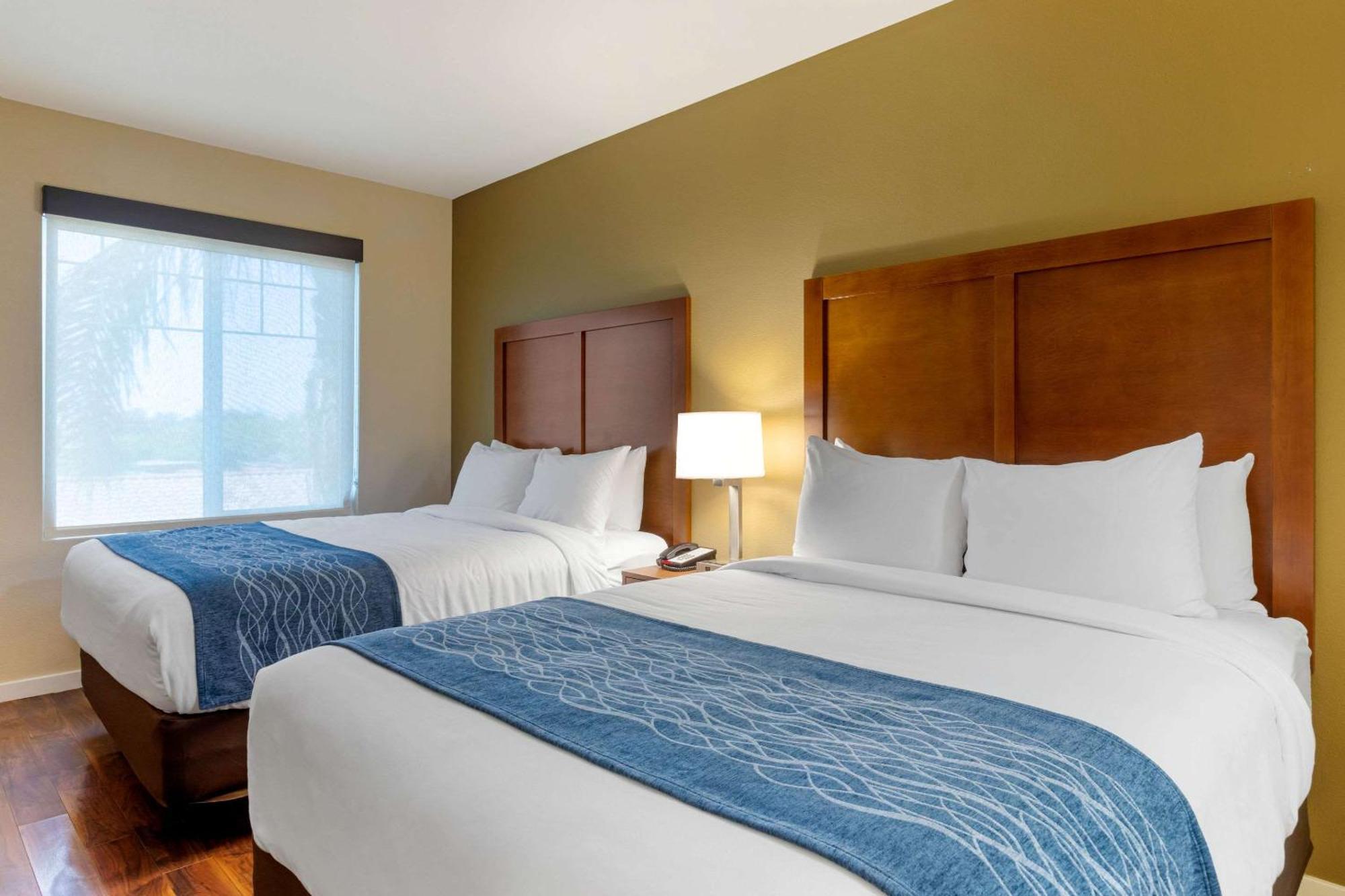 Suite, 2 Queen Beds with Sofa Bed, Non Smoking
