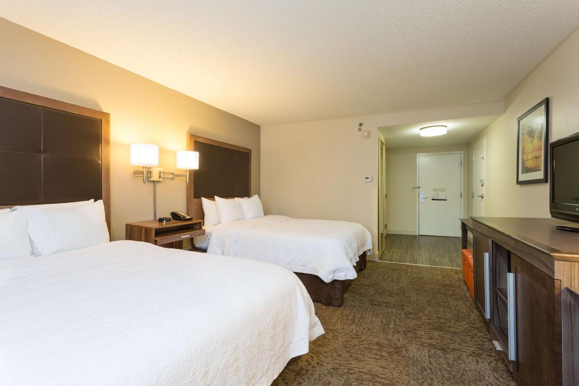 Queen Room with Two Queen Beds - Hearing Access/Non-Smoking