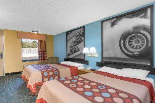 Double Room with Two Double Beds - Smoking