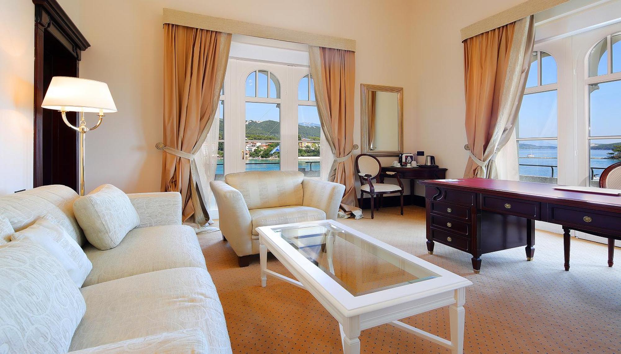 Präsidentensuite mit Meerblick und Balkon