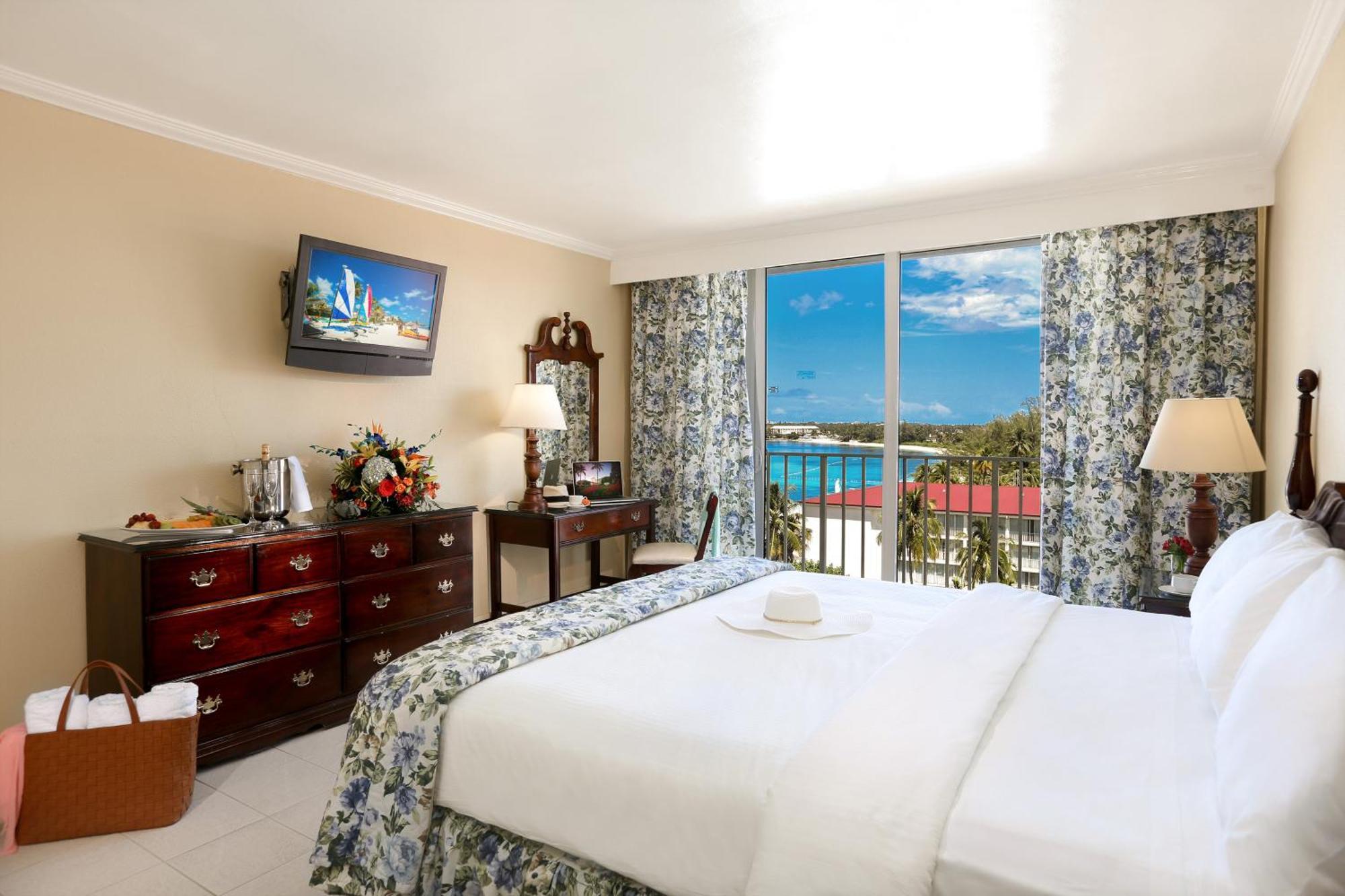 Deluxe Room with Ocean View