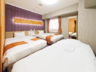 Twin Room with Extra Bed - Smoking