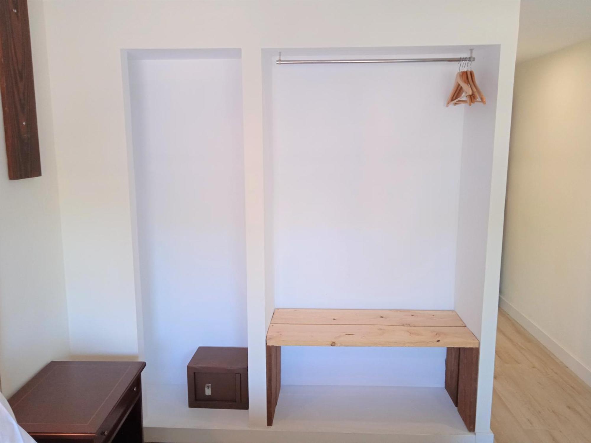 Twin Room with Terrace - 2 Beds,1278064348:JPEG