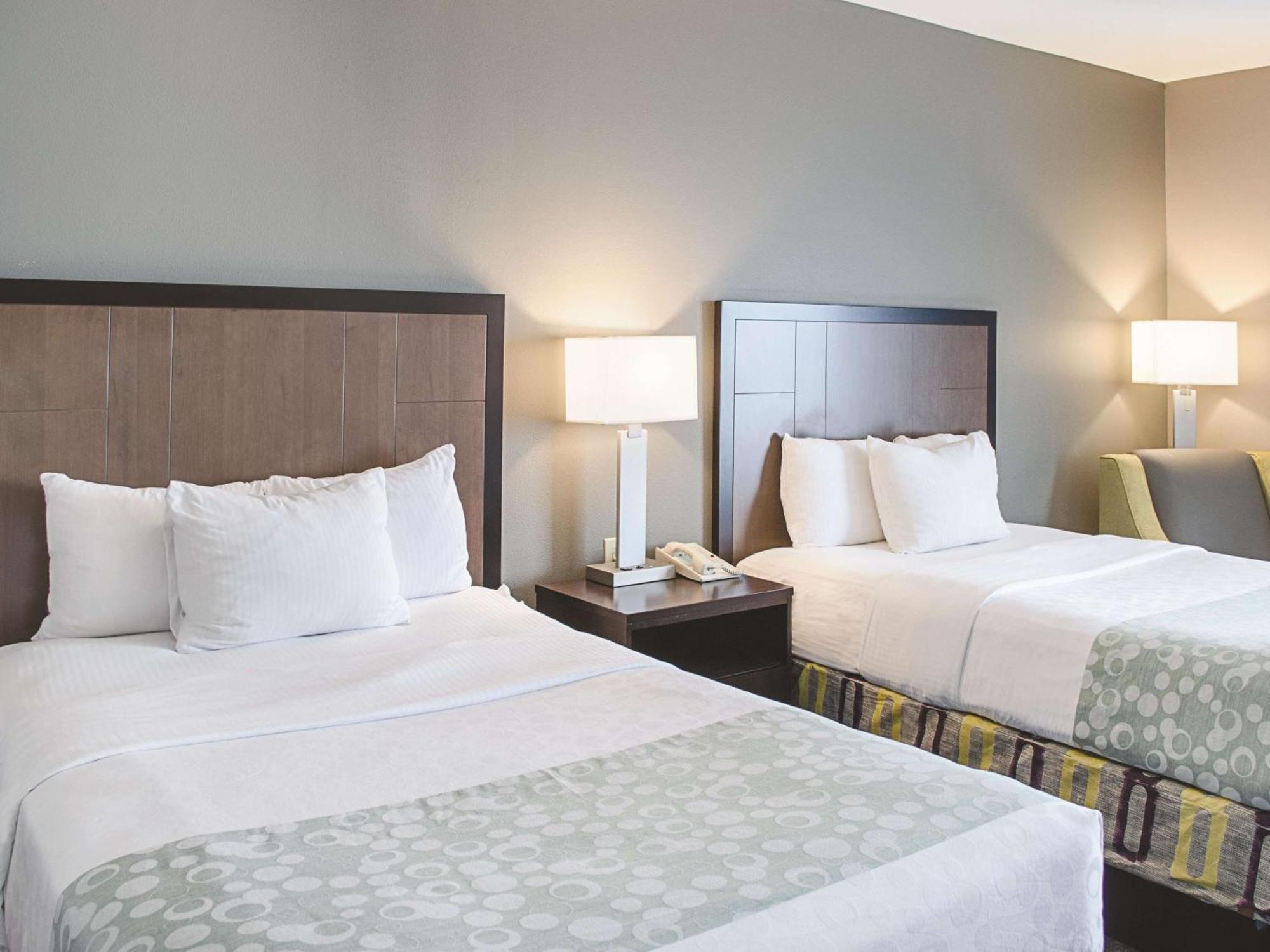 Double Room with Two Double Beds - Non-Smoking