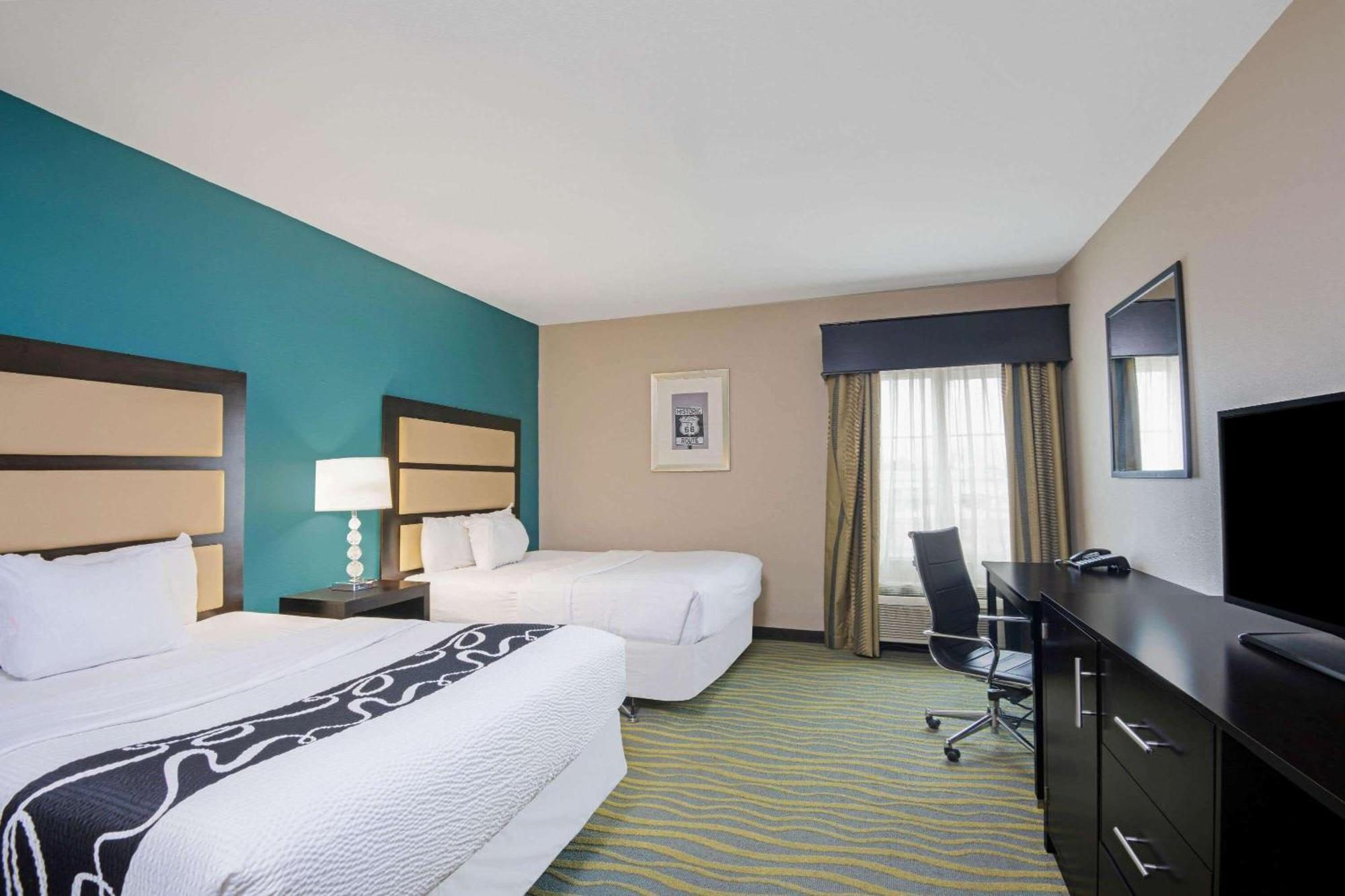 Queen Room with Two Queen Beds - Mobility Access/Non-Smoking