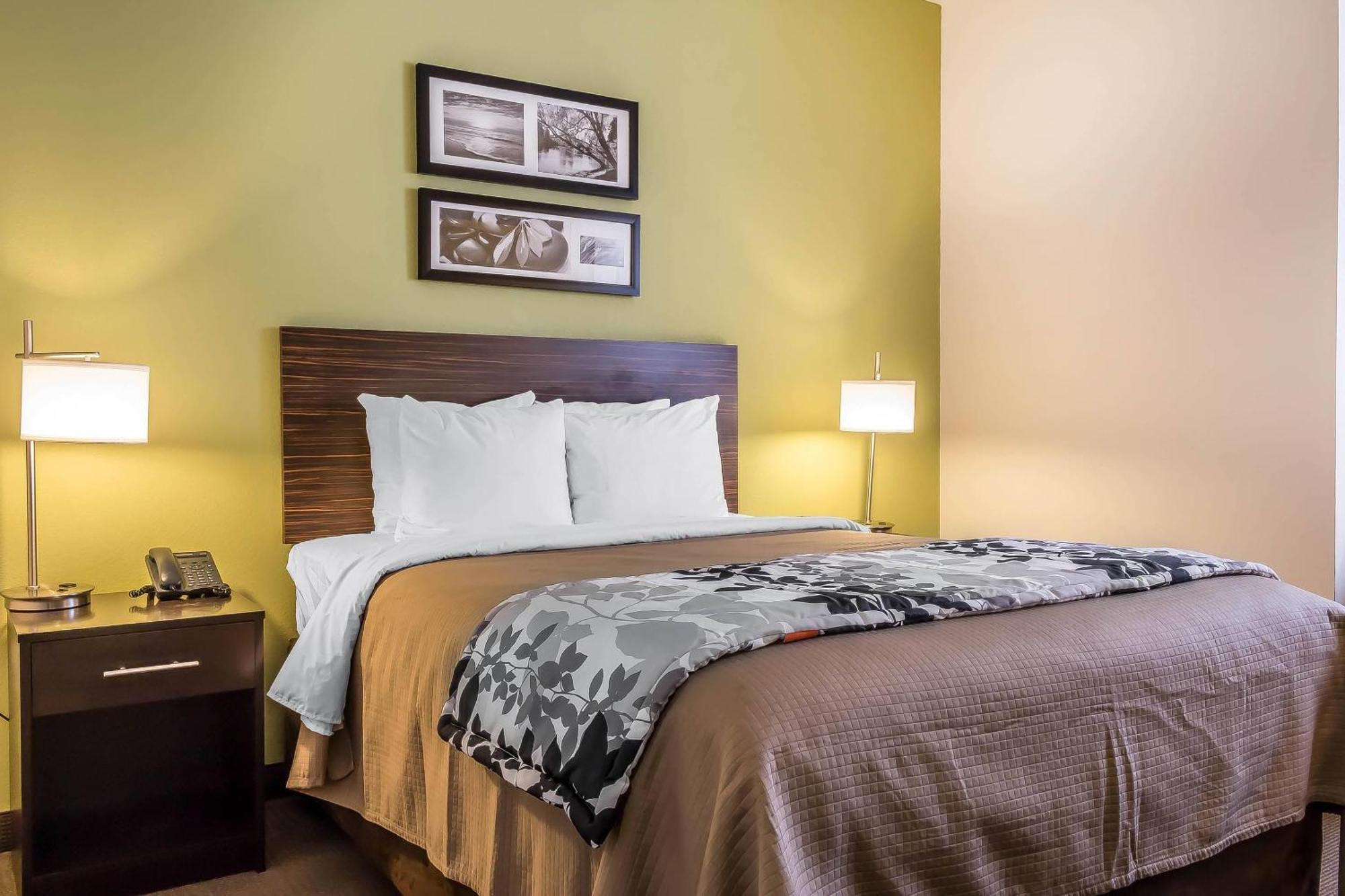 Habitación Estándar con cama grande - No fumadores